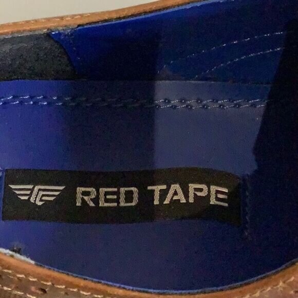 RED TAPE CARN 2 BROGUE MENS BROWN LEATHER LACE UP SHOES SIZE 9 - Picture 9 of 13